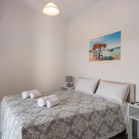 Cycladic Sunlight 2bedroom House