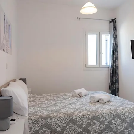 Cycladic Sunlight 2bedroom House Holiday home *